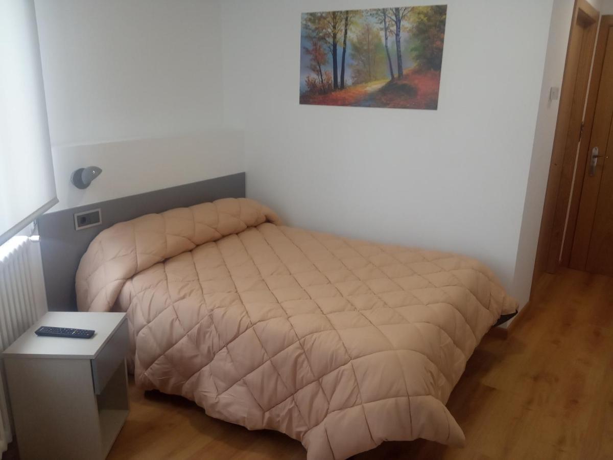 Hostal Outarelo أورينس المظهر الخارجي الصورة